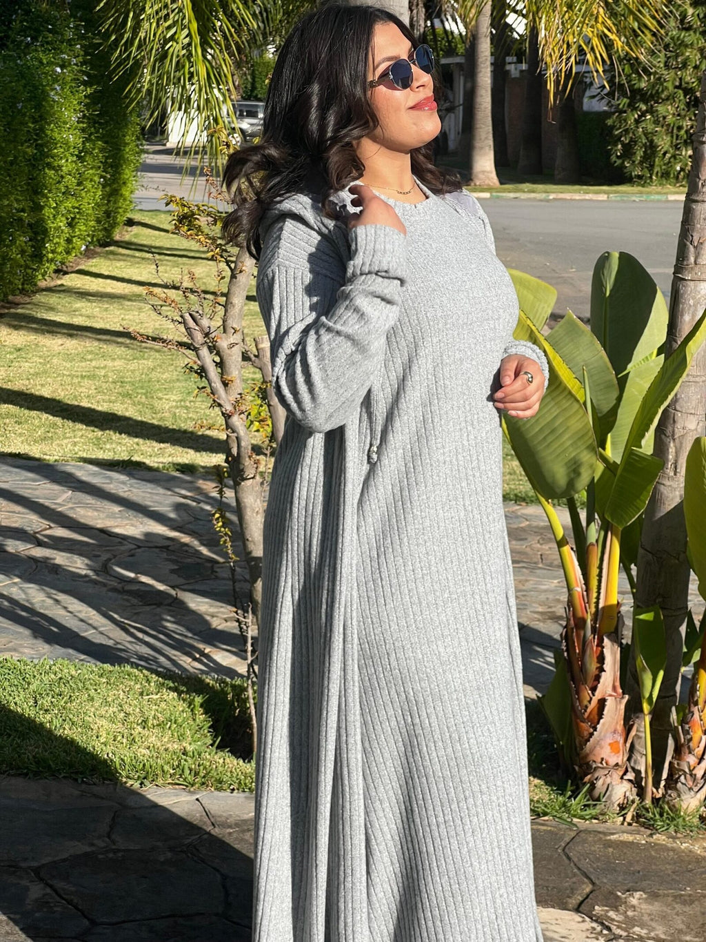 Collection Prestige : Duo Robe et Cardigan en Laine Douce - L'Élégance au Quotidien